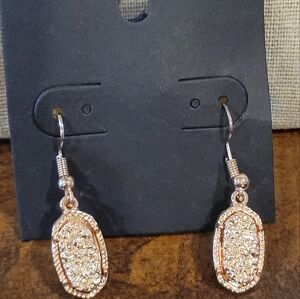 Elegant Gold Drop Earrings